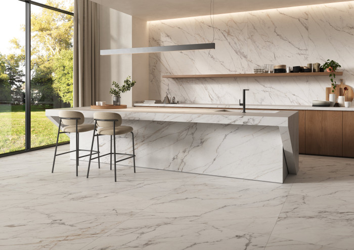 سطح بورسلان Maximus White Golden Marble في مساحة حقيقية